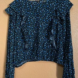 Longsleeve, dressy shirt.